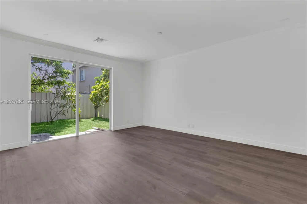 4331 Lake Tahoe Cir West Palm Beach, FL 33409