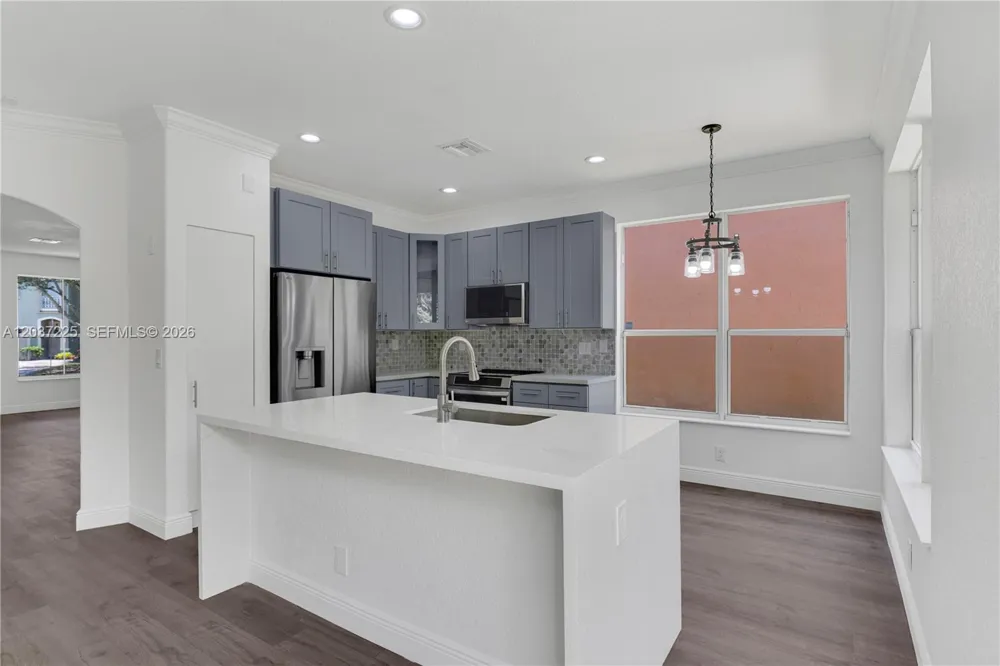 4331 Lake Tahoe Cir West Palm Beach, FL 33409