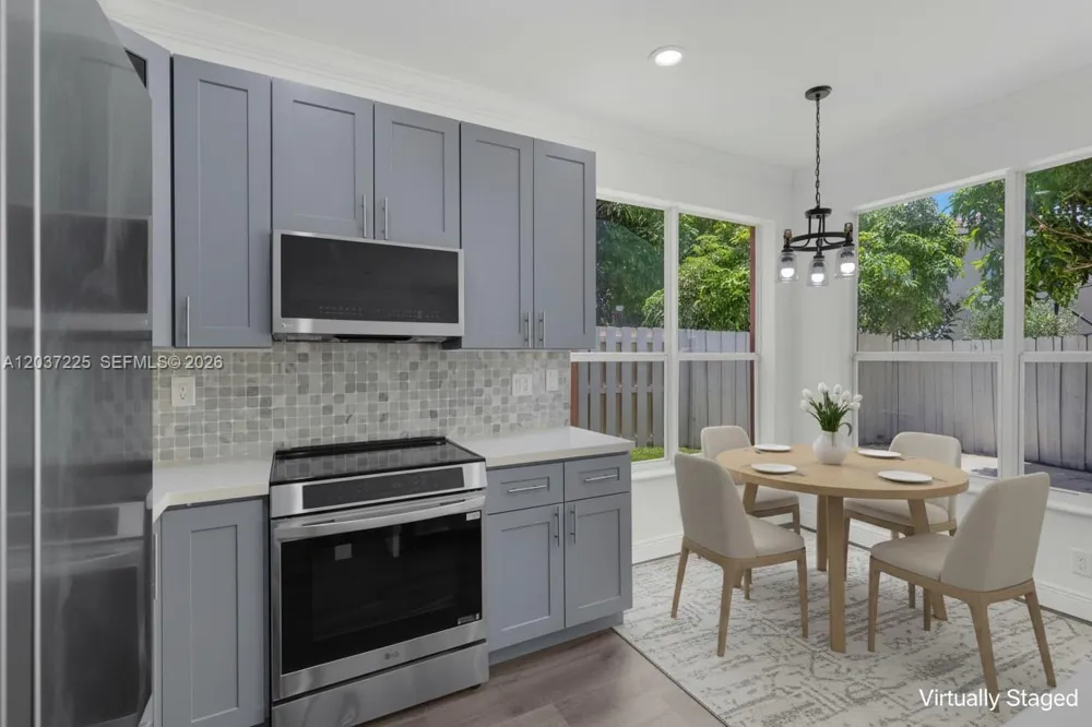 4331 Lake Tahoe Cir West Palm Beach, FL 33409