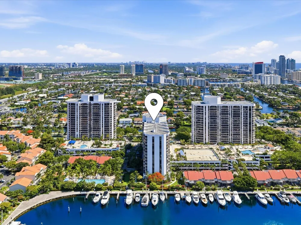 3610 Yacht Club Dr #702 Aventura, FL 33180