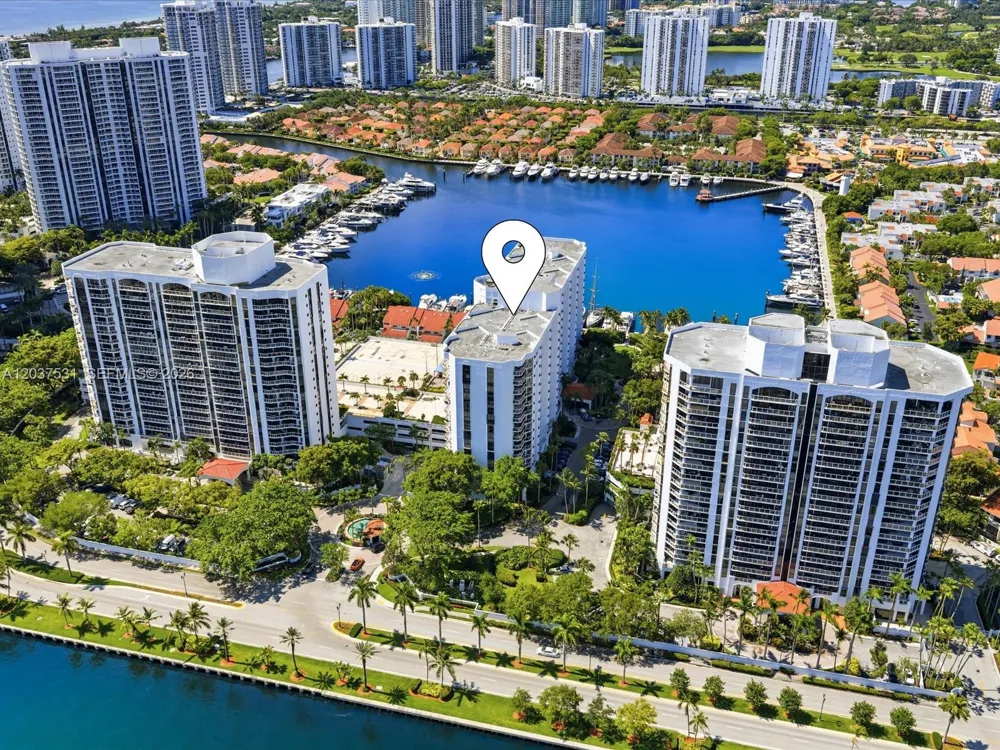 3610 Yacht Club Dr #702 Aventura, FL 33180
