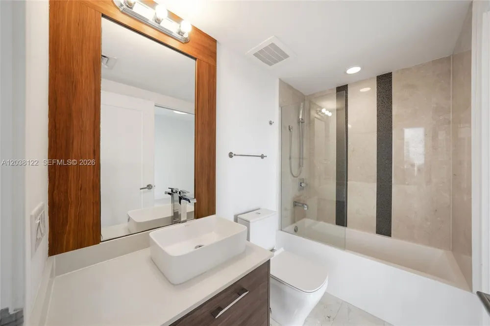 601 NE 27th St #1501 Miami, FL 33137