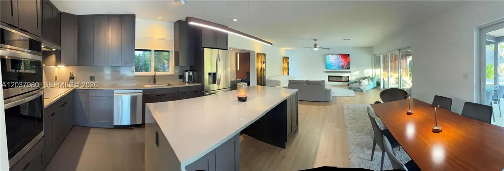 2100 NE 24th St Wilton Manors, FL 33305