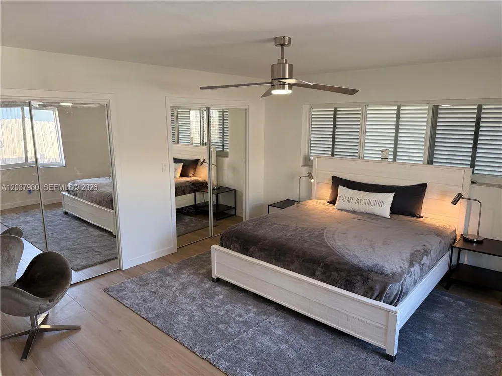 2100 NE 24th St Wilton Manors, FL 33305