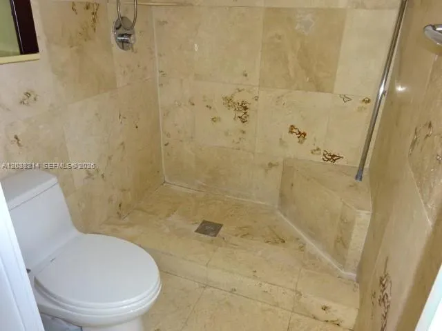 9727 Hammocks Blvd #101D Miami, FL 33196