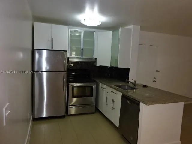 9727 Hammocks Blvd #101D Miami, FL 33196