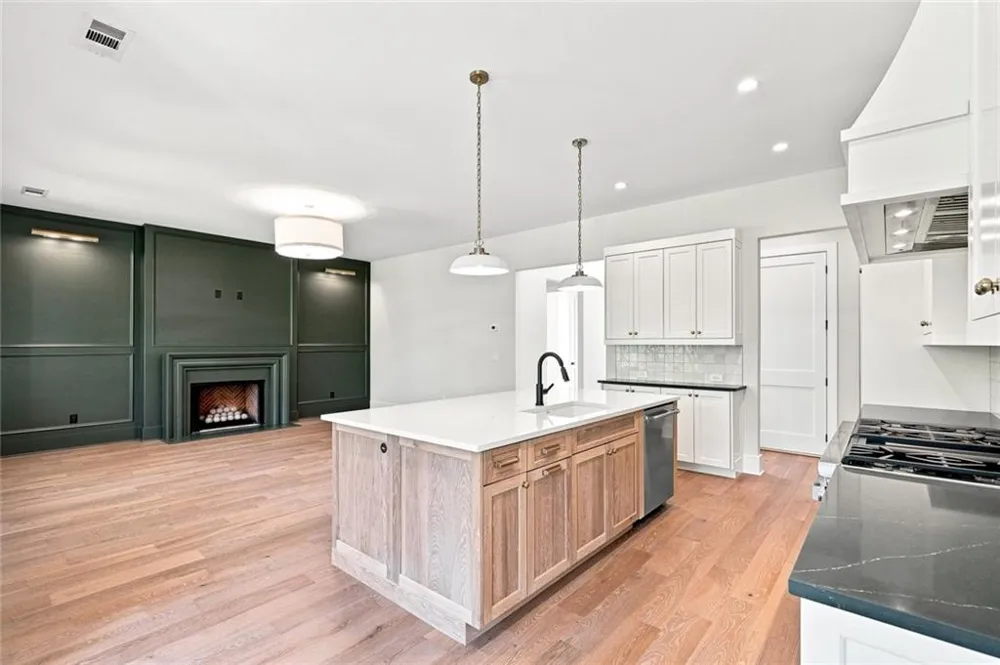 144 Daxton Drive Canton, GA 30115