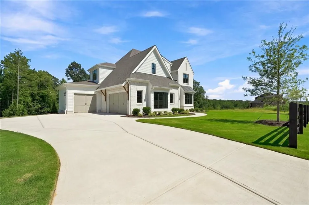 144 Daxton Drive Canton, GA 30115