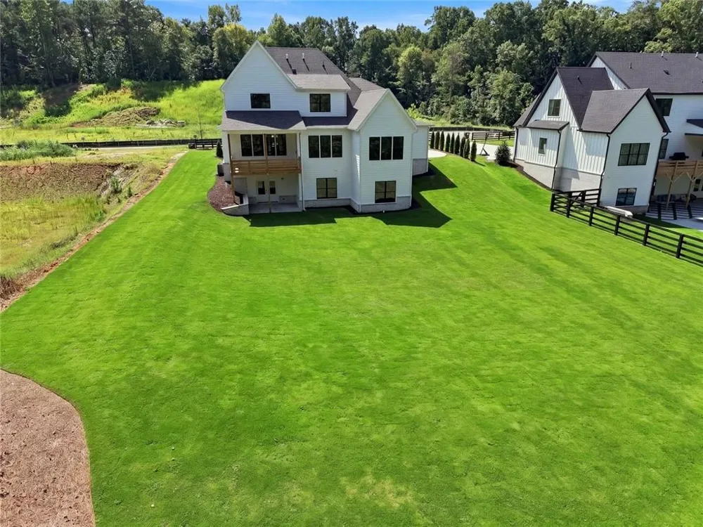 144 Daxton Drive Canton, GA 30115