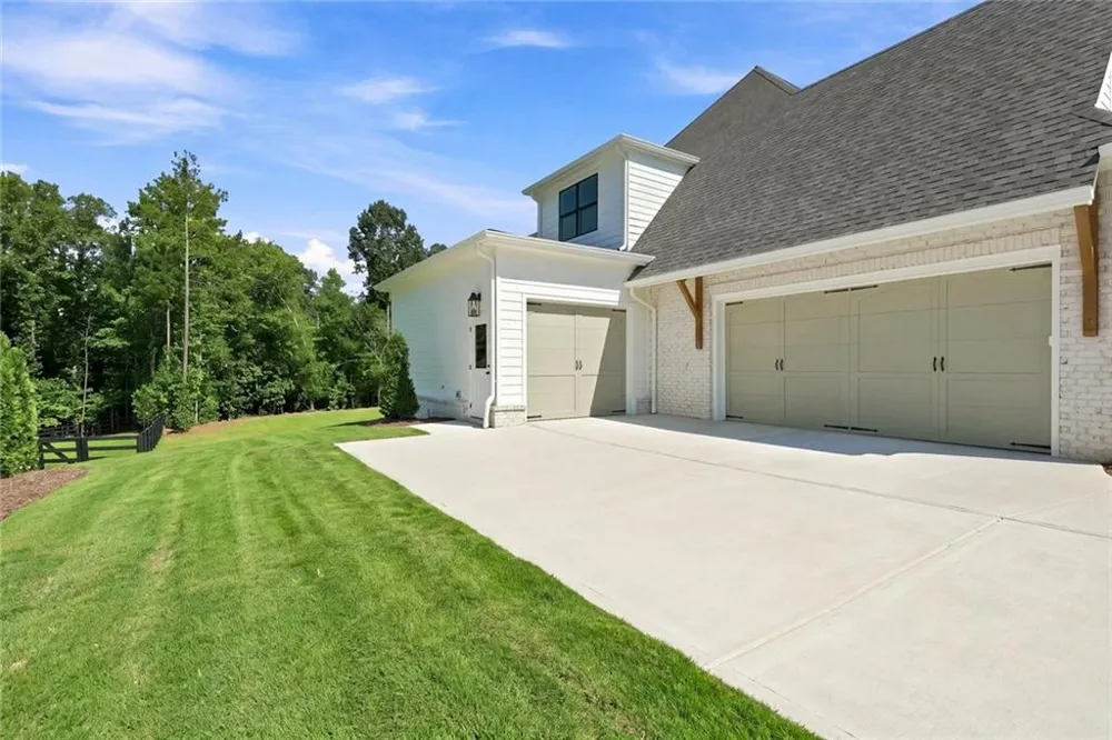 144 Daxton Drive Canton, GA 30115