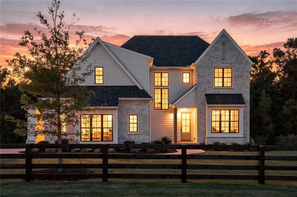 144 Daxton Drive Canton, GA 30115