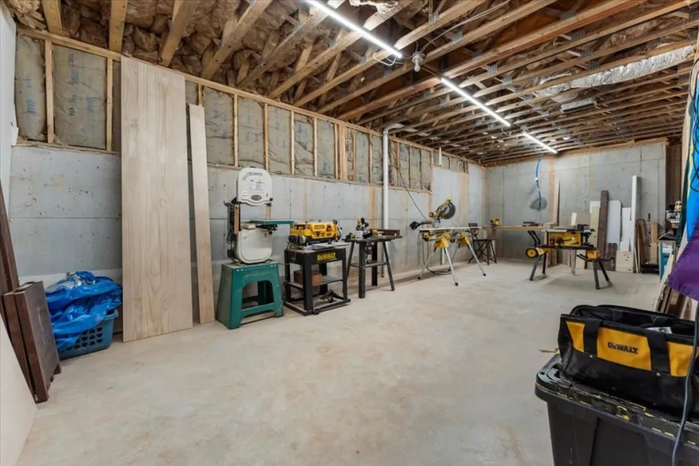915 Pool Road Hiram, GA 30141