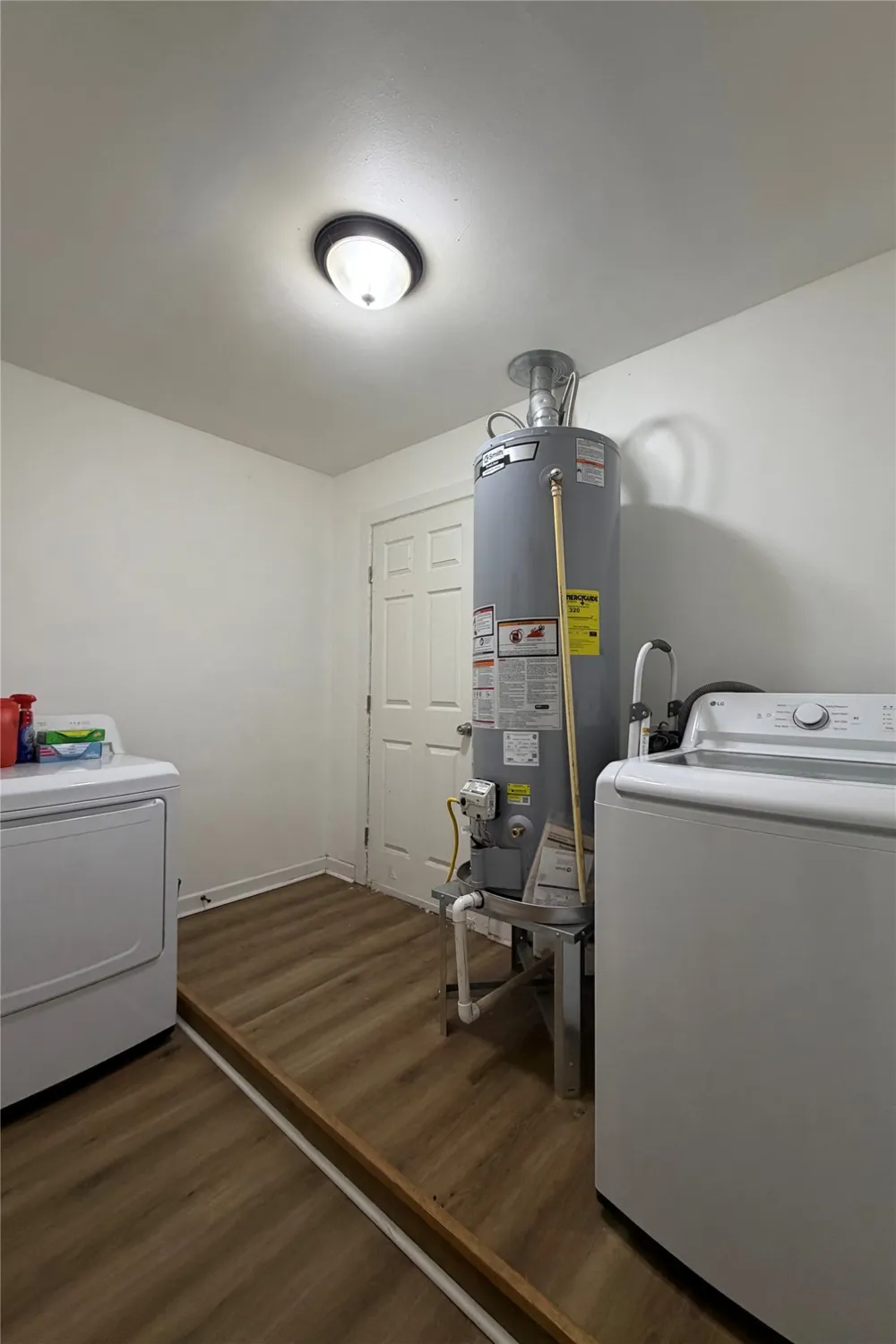 807 Lacy Drive Lacy Lakeview, TX 76705