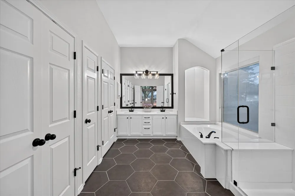 709 Coal Creek Drive Mansfield, TX 76063