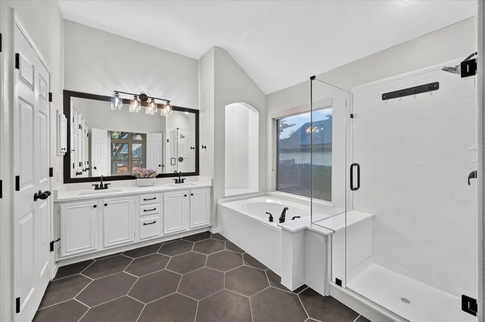 709 Coal Creek Drive Mansfield, TX 76063