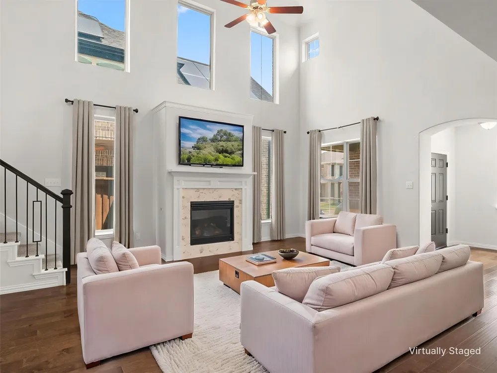 2036 Barx Drive Little Elm, TX 75068