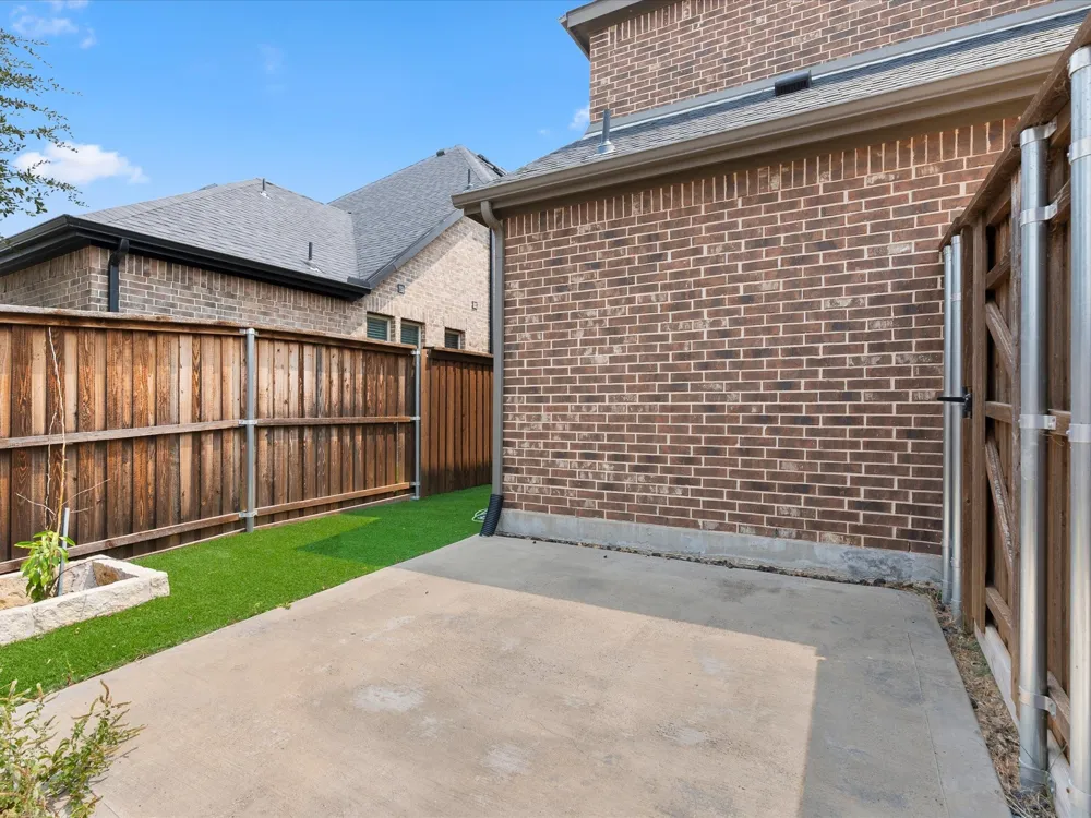 2036 Barx Drive Little Elm, TX 75068