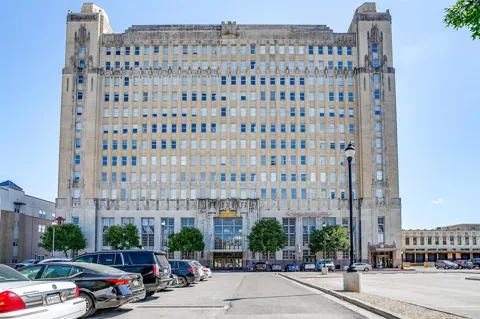 221 W Lancaster Avenue #3009