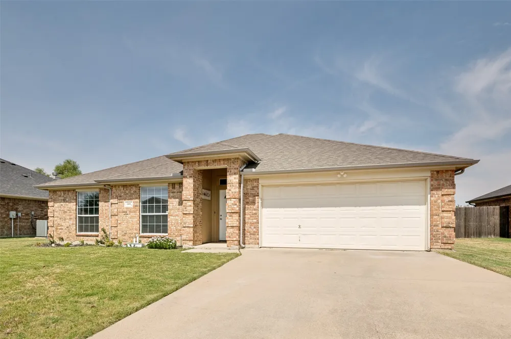 1809 Millbrook Drive Midlothian, TX 76065