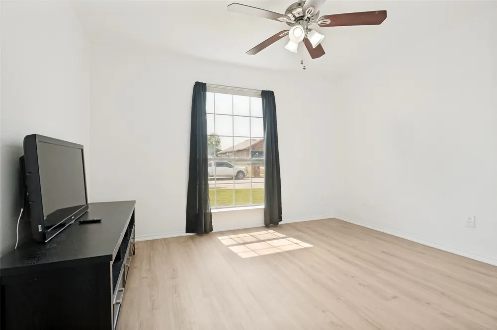 1809 Millbrook Drive Midlothian, TX 76065