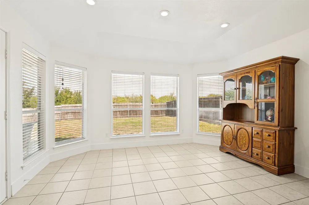1809 Millbrook Drive Midlothian, TX 76065