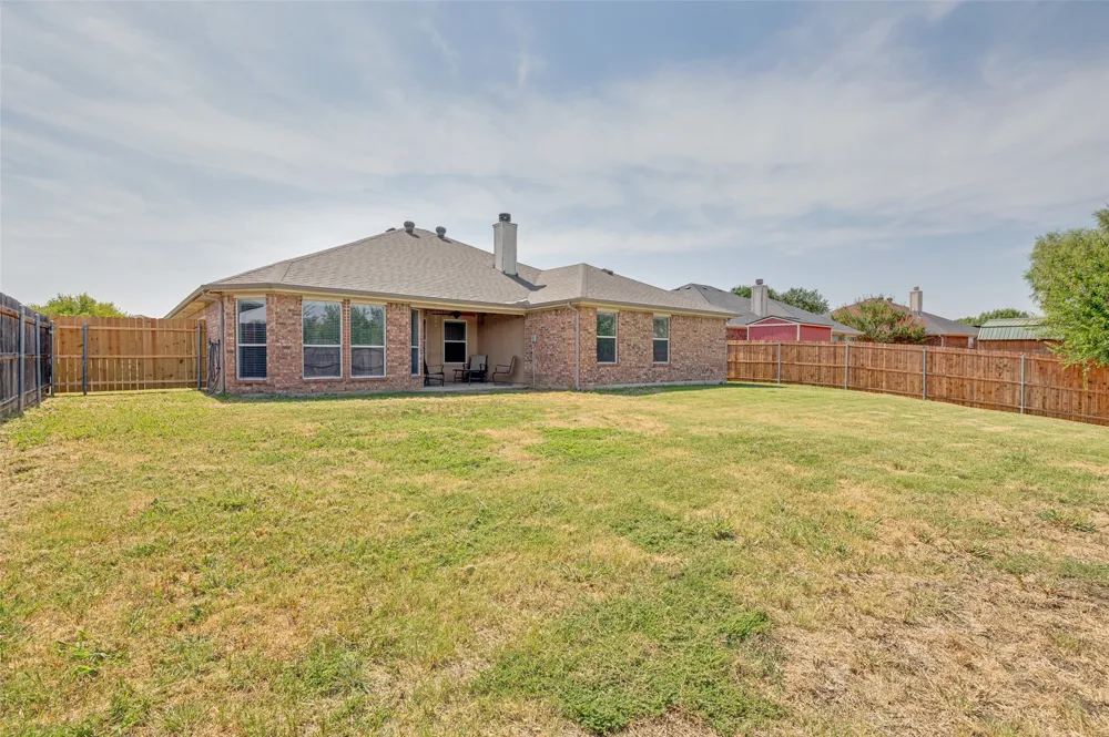 1809 Millbrook Drive Midlothian, TX 76065