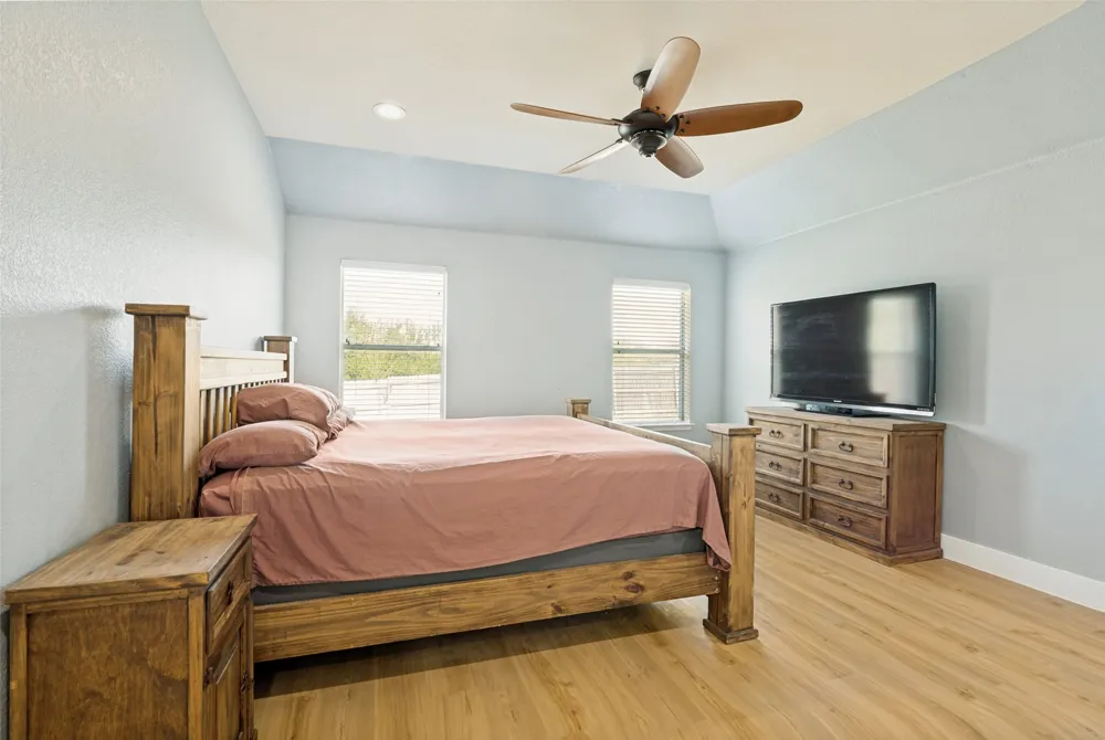 1809 Millbrook Drive Midlothian, TX 76065