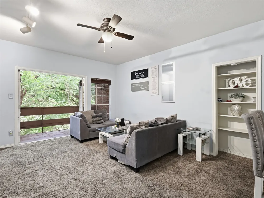 9801 Royal Lane #702 Dallas, TX 75231