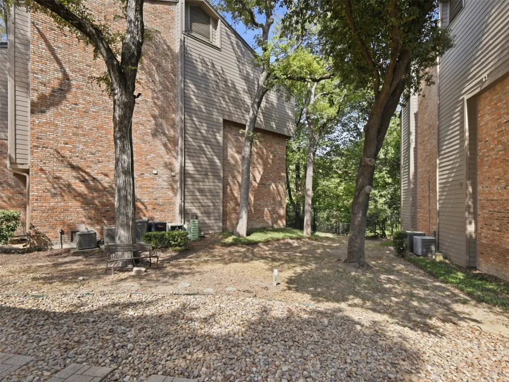 9801 Royal Lane #702 Dallas, TX 75231