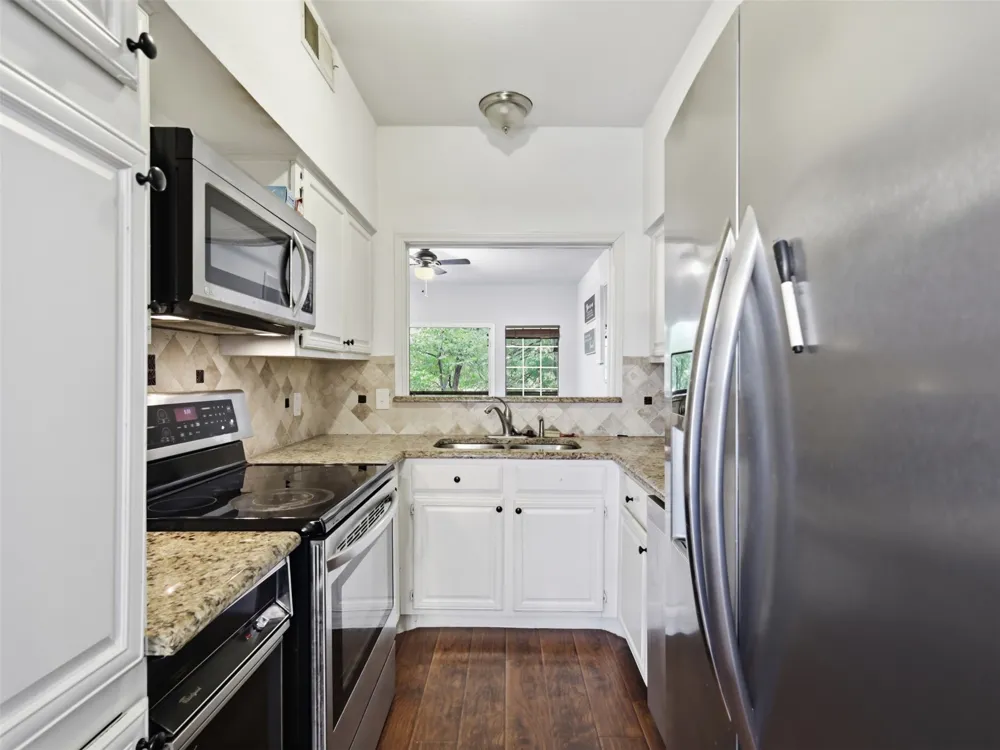9801 Royal Lane #702 Dallas, TX 75231