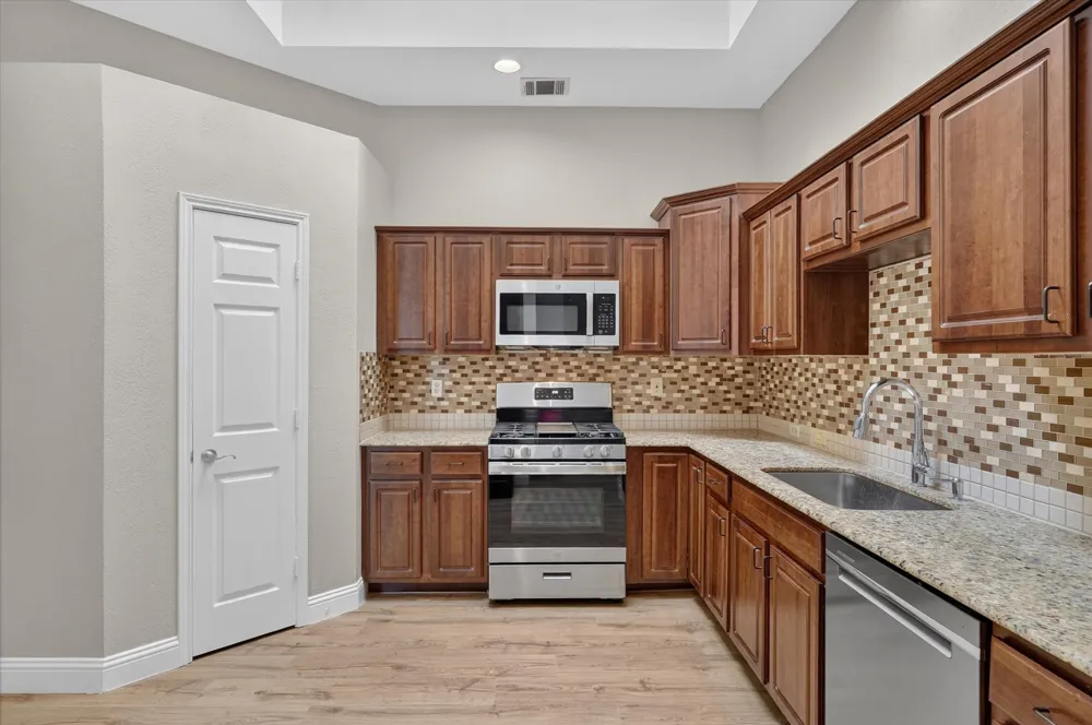 1868 Meyerwood Lane Flower Mound, TX 75028
