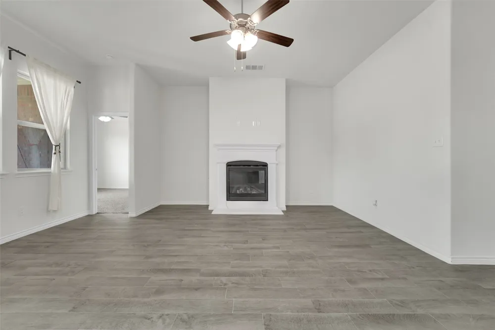 3303 Brady Starr Drive Aubrey, TX 76227