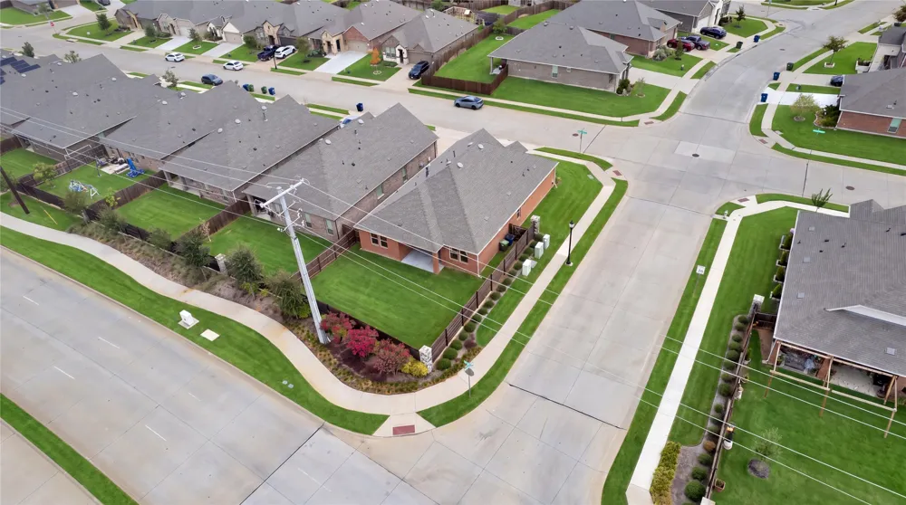 3303 Brady Starr Drive Aubrey, TX 76227