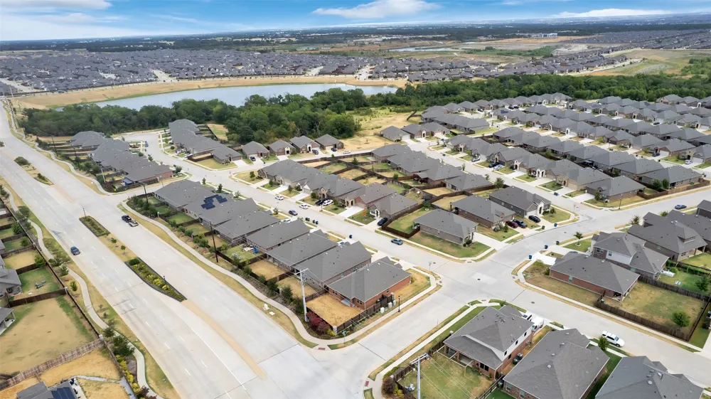 3303 Brady Starr Drive Aubrey, TX 76227