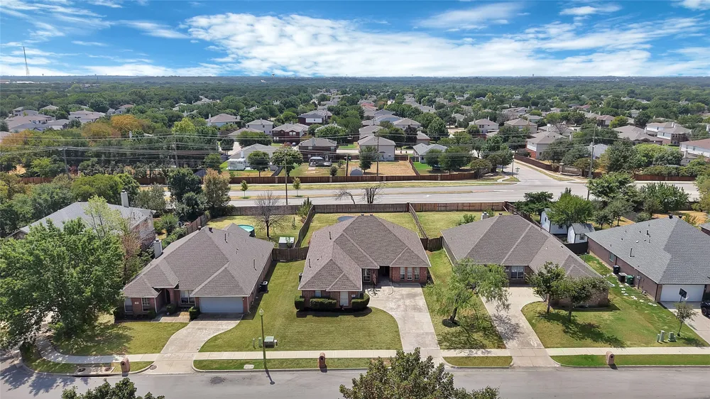 1800 Buena Vista Drive Denton, TX 76210