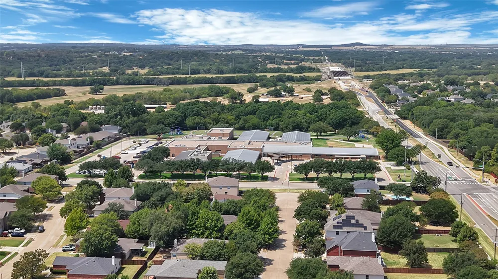 1800 Buena Vista Drive Denton, TX 76210