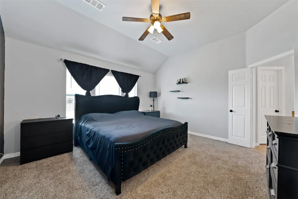 1800 Buena Vista Drive Denton, TX 76210