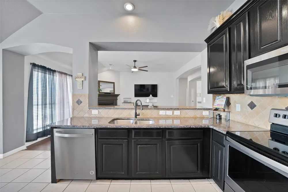 1800 Buena Vista Drive Denton, TX 76210