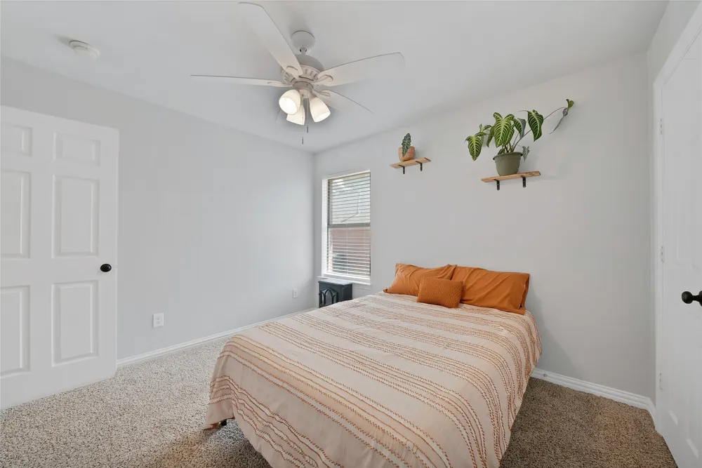 1800 Buena Vista Drive Denton, TX 76210