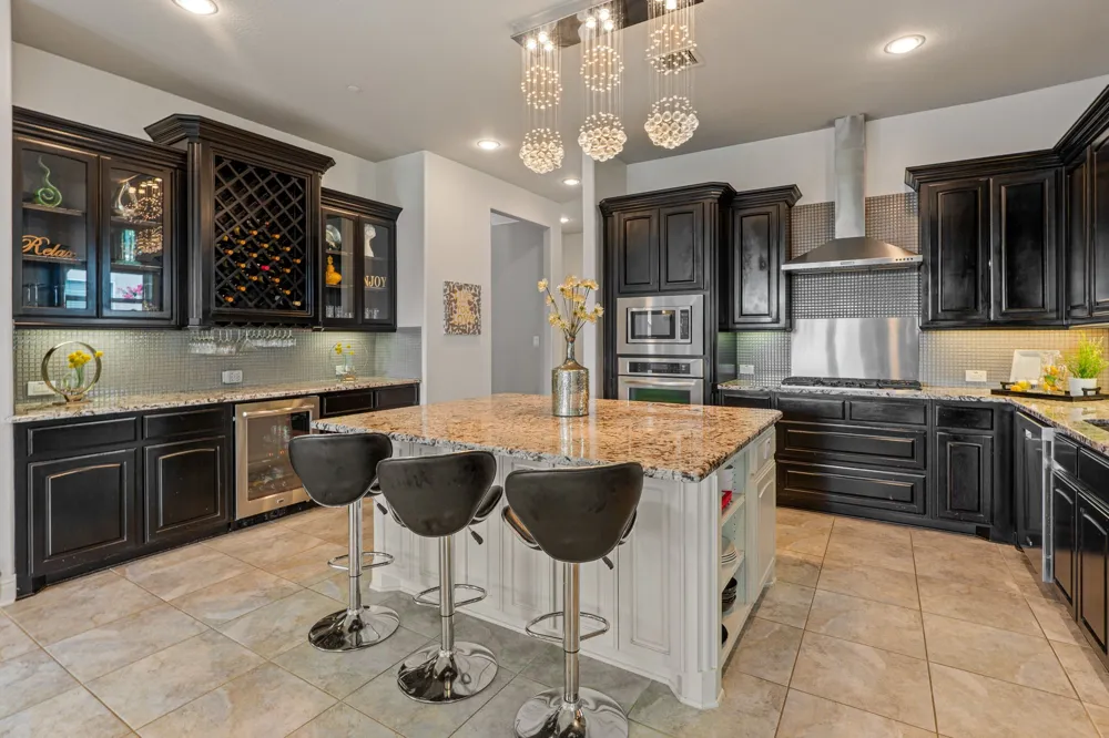 2182 Saxon Way Allen, TX 75013