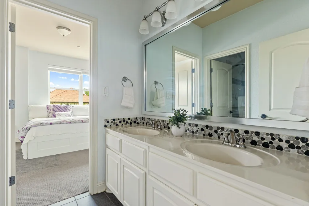 2182 Saxon Way Allen, TX 75013
