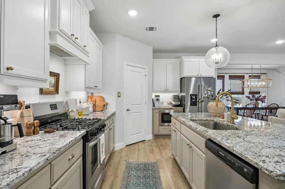 8228 Cheetah Path Godley, TX 76044