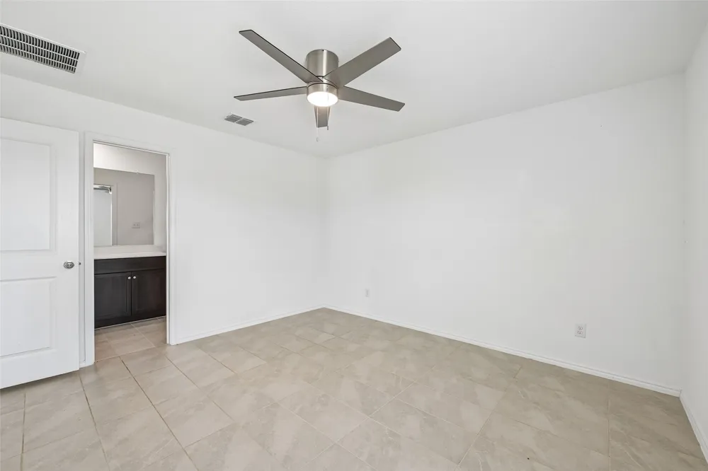 1477 Yachtclub Drive Pelican Bay, TX 76020