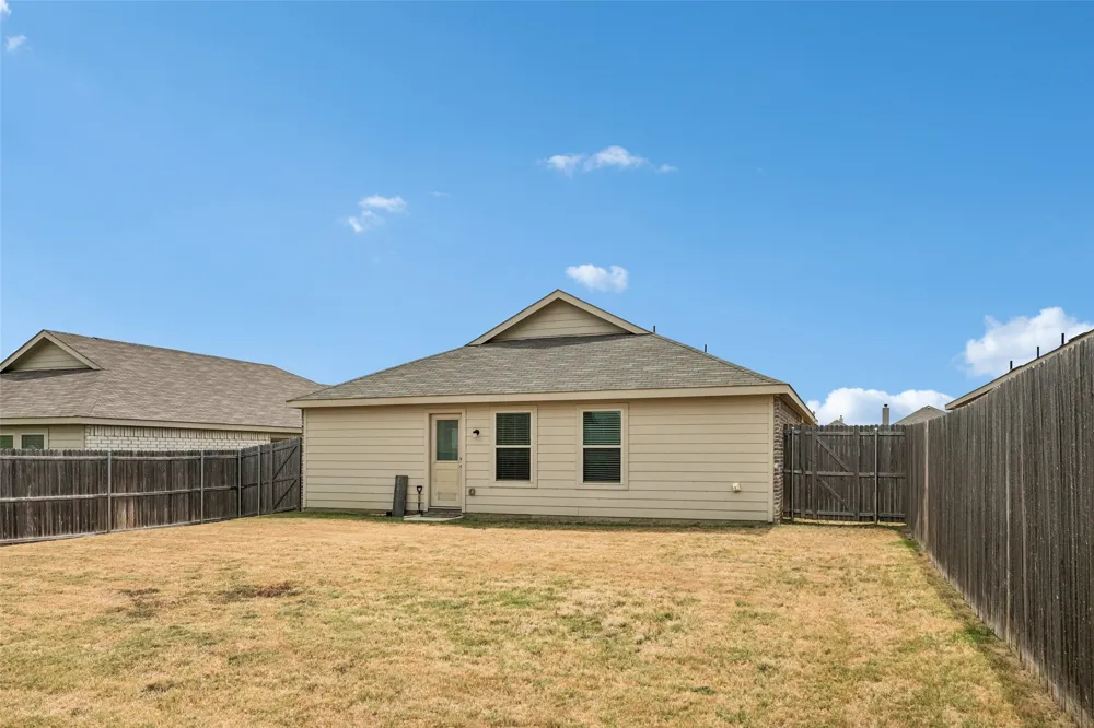 1477 Yachtclub Drive Pelican Bay, TX 76020