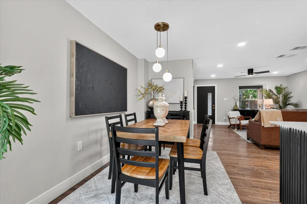 2208 Springhill Drive Dallas, TX 75228