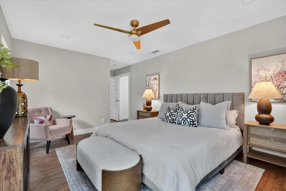 2208 Springhill Drive Dallas, TX 75228