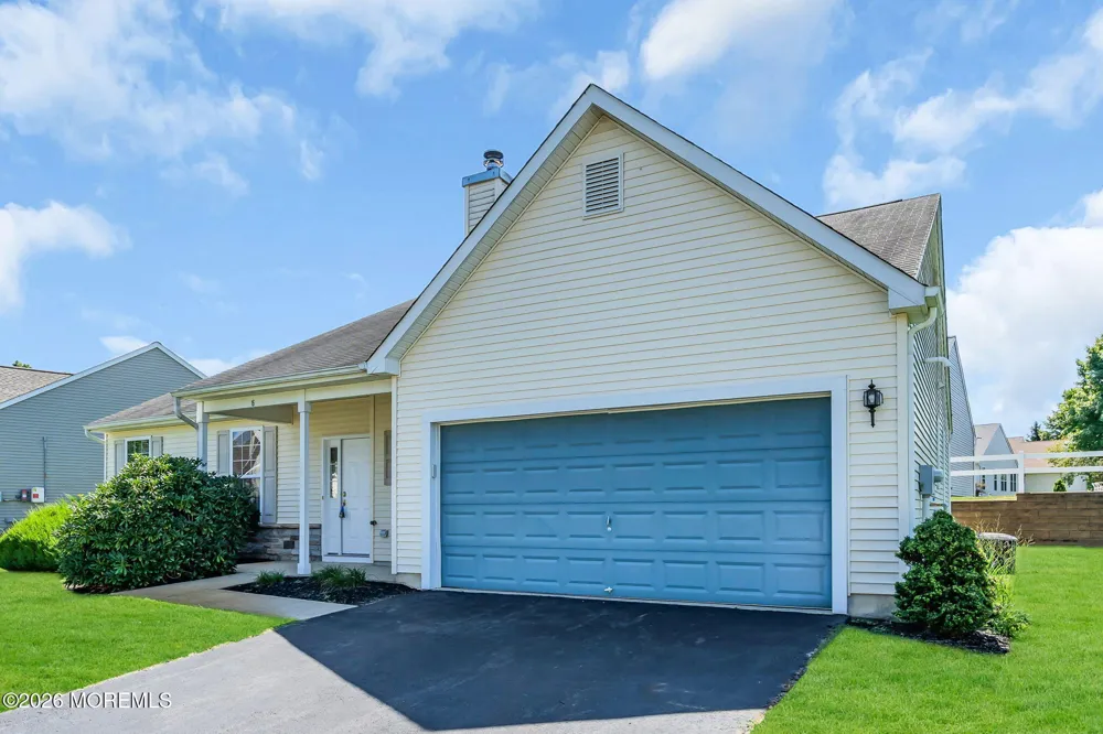 16 Tisdale Road Manchester, NJ 08759