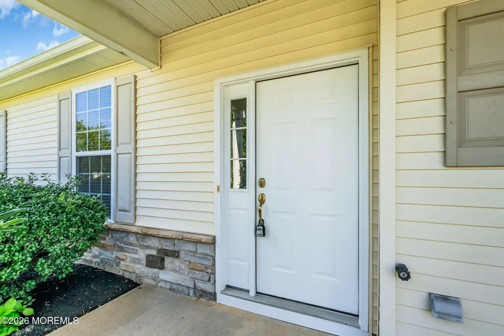 16 Tisdale Road Manchester, NJ 08759