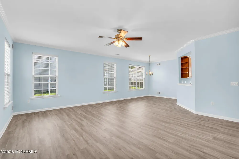 16 Tisdale Road Manchester, NJ 08759