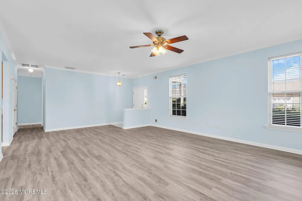 16 Tisdale Road Manchester, NJ 08759